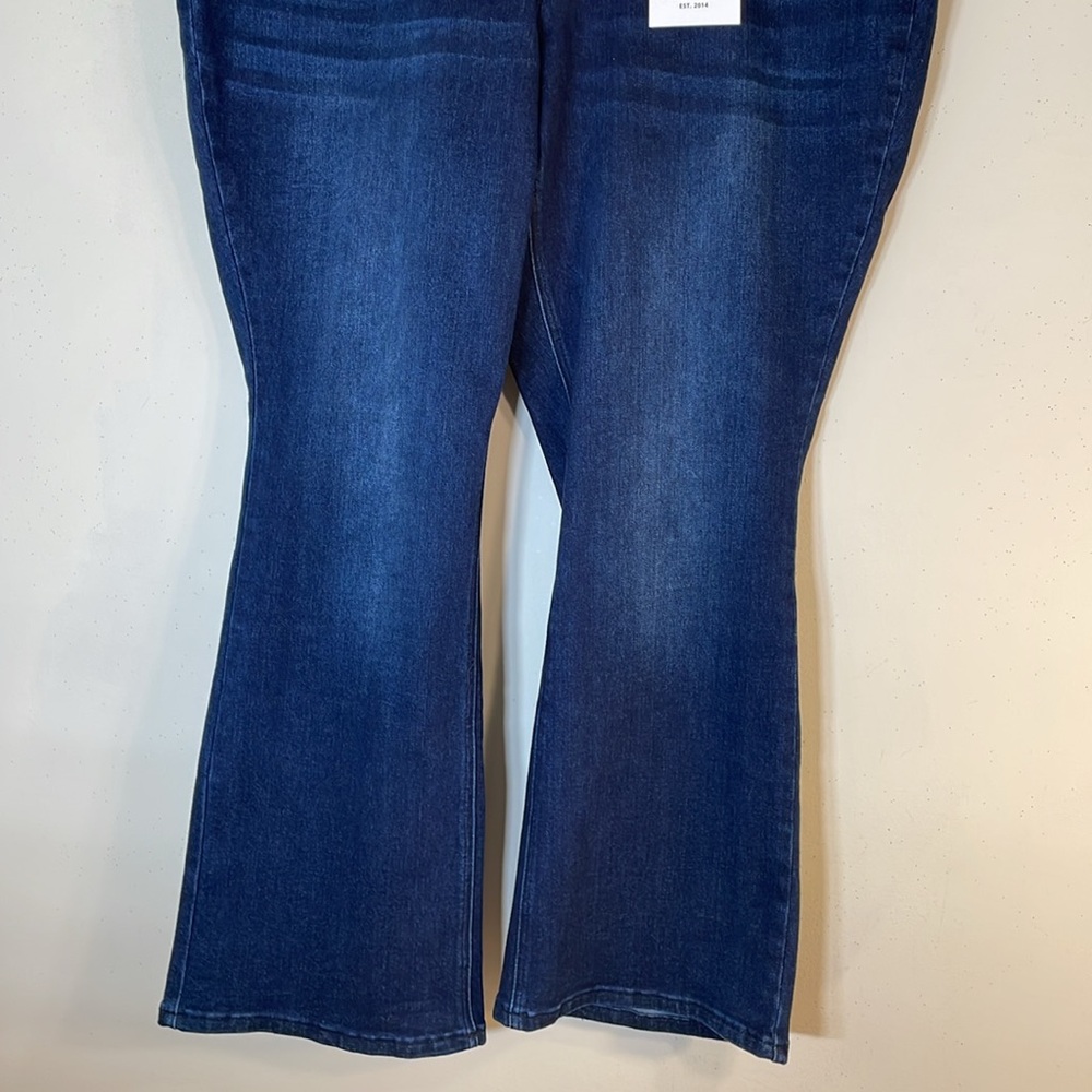 RFM Los Angeles High Rise Bootcut Jeans. 24. NWT. - Picture 7 of 10